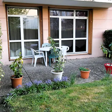 La Valliere *